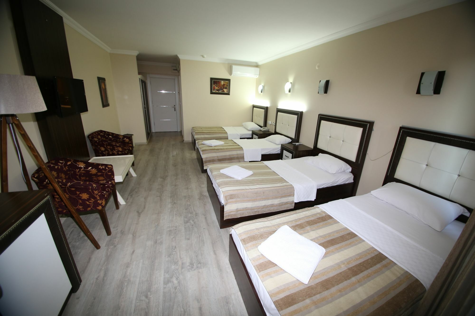 Konak Eurobest Otel Ізмір Екстер'єр фото